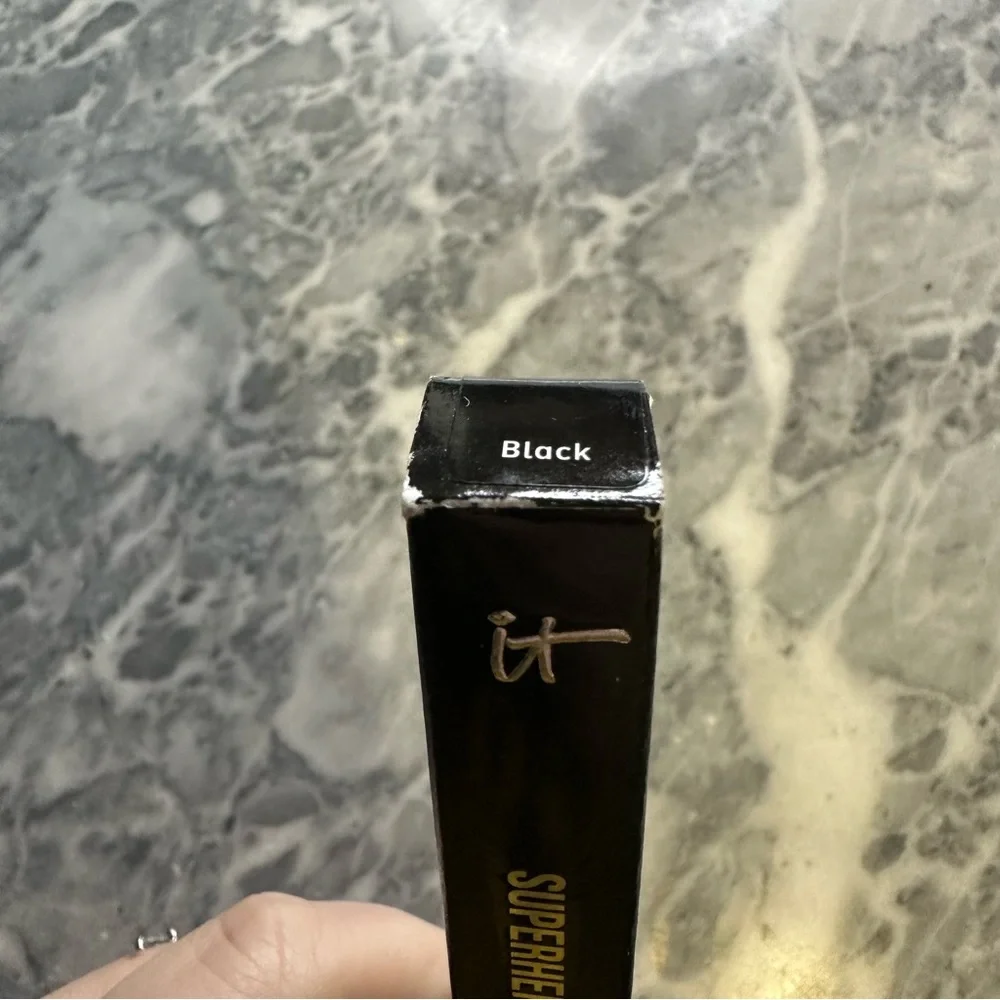 It Cosmetics Superhero No Tug Retractable‎ Gel Eyeliner Black